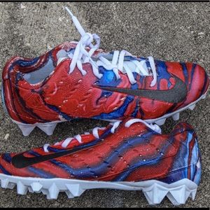 Football cleats